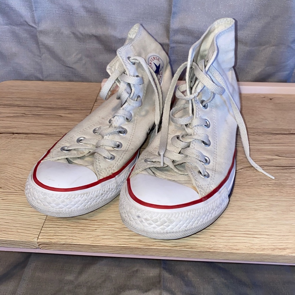 White high top Chuck Taylor’s